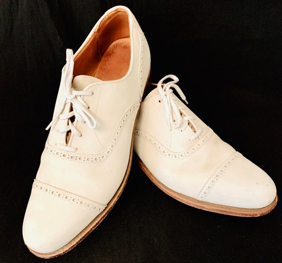 Men's 1940's White Buck Skin ;ace up Shoes by Walk