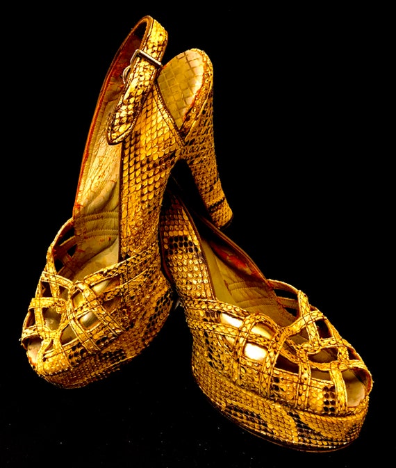 1940's Women's Snake Skin Ankle Strap Platform Sho