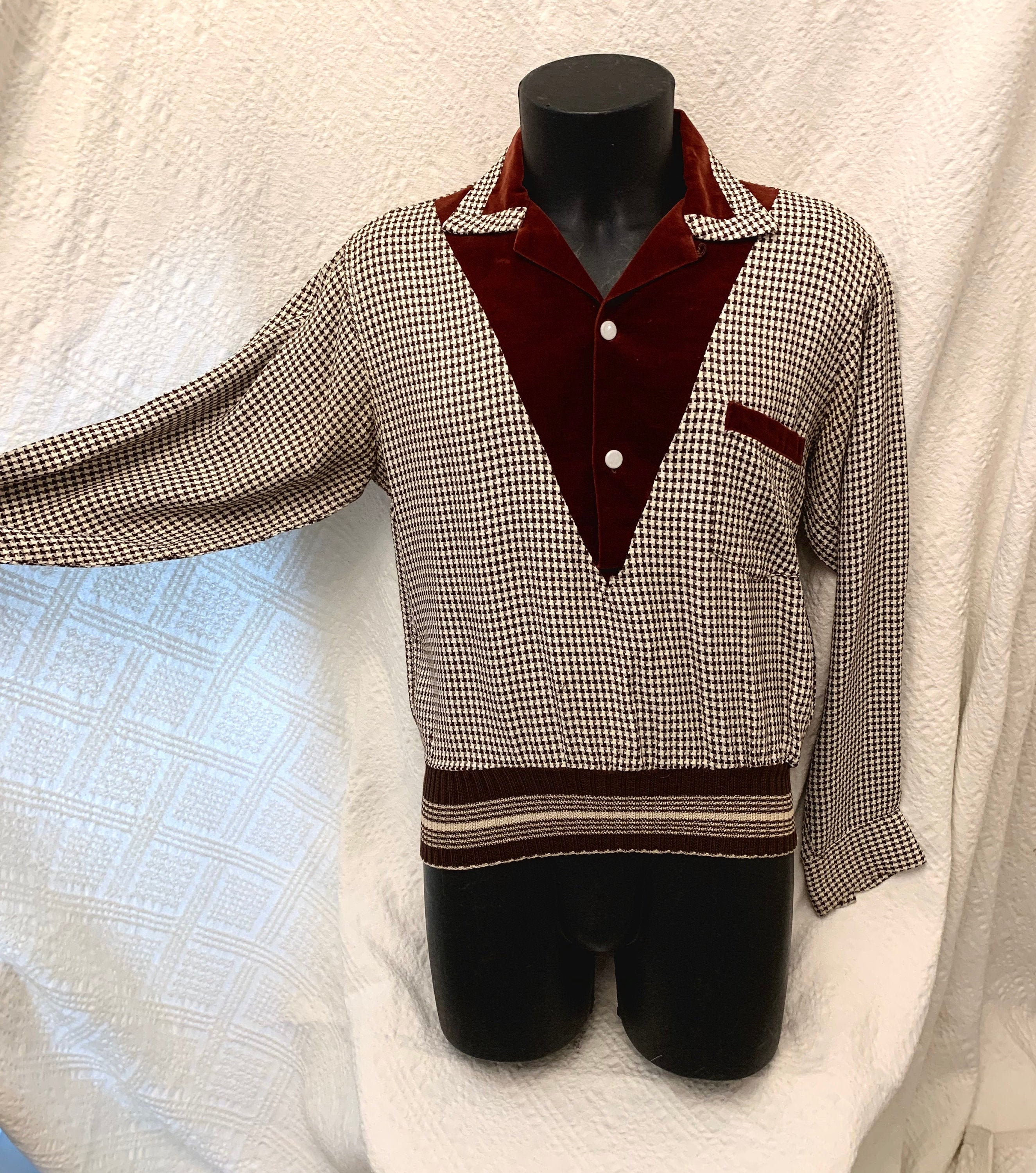 Image of 1950's Men's Brown Velvet & Dog -Tooth Chequer Gaucho Top