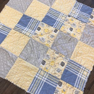Elephant, Polk-a-dot, Baby  Rag Quilt, Nursery Quilt, Baby  Room, Baby Shower Gift, Blue, Yellow, Gray, Gender Neutral Baby Room.