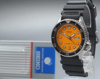Near MINT+] SEIKO Diver 150m 6458-600A Orange Dial Quartz Men's Watch JAPAN