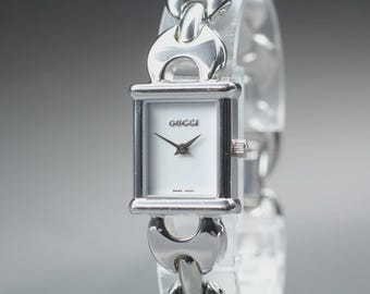 Near MINT] Vintage GUCCI 1800L Silver White Dial Quartz Woman's Watch JAPAN