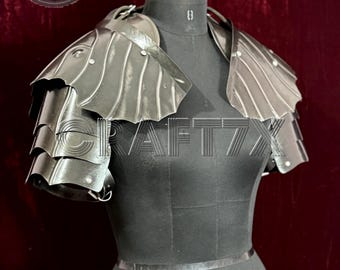 Handgefertigte schwarze Nazgul Stahl Schulterstücke — Ritter Schulterstücke für Cosplay, LARP & Renaissance Kostüme