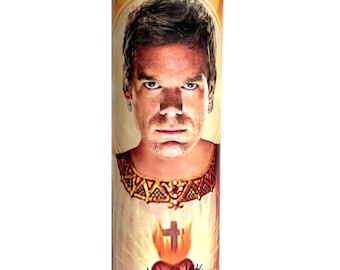 Świeca modlitewna Dextera Morgana – świeca świętą popkultury