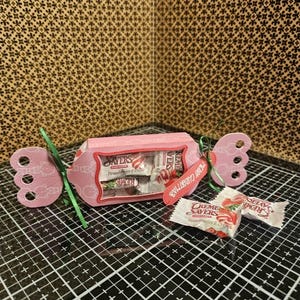 Juego de 6 cajas de regalo navideñas hechas a mano para dulces, cajas para golosinas navideñas, recuerdos festivos de papel para fiestas, empaque pequeño.