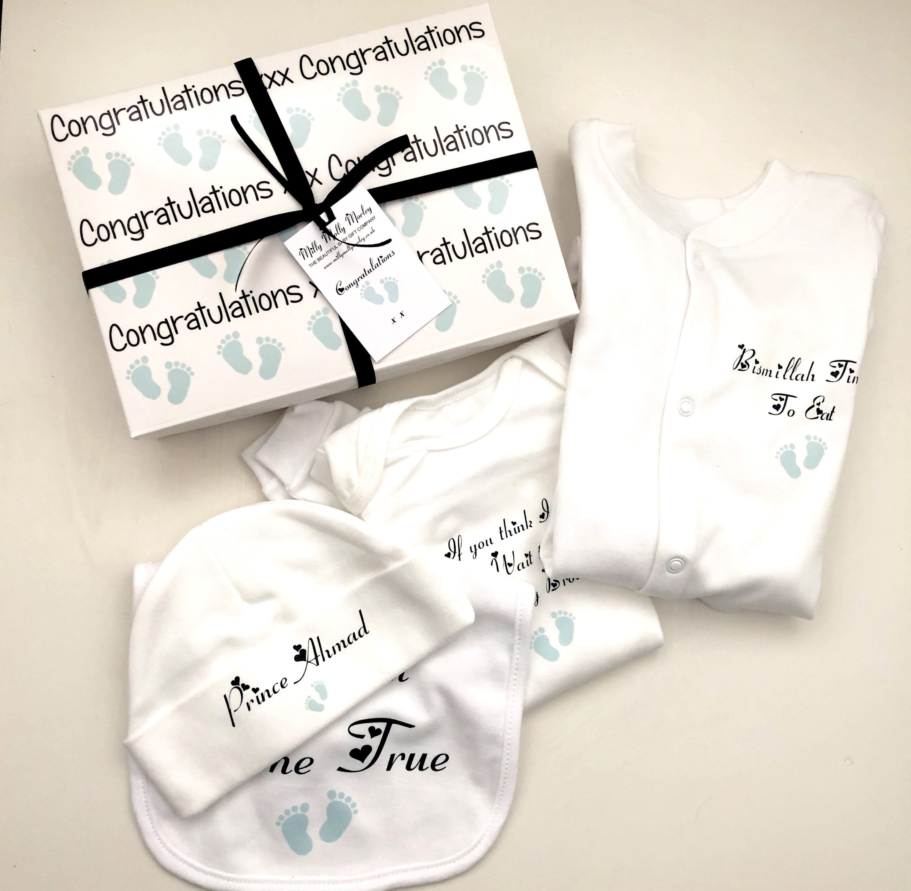 baby-feet-personalised-gift-set-sleepsuit-bodysuit-bib-etsy-uk