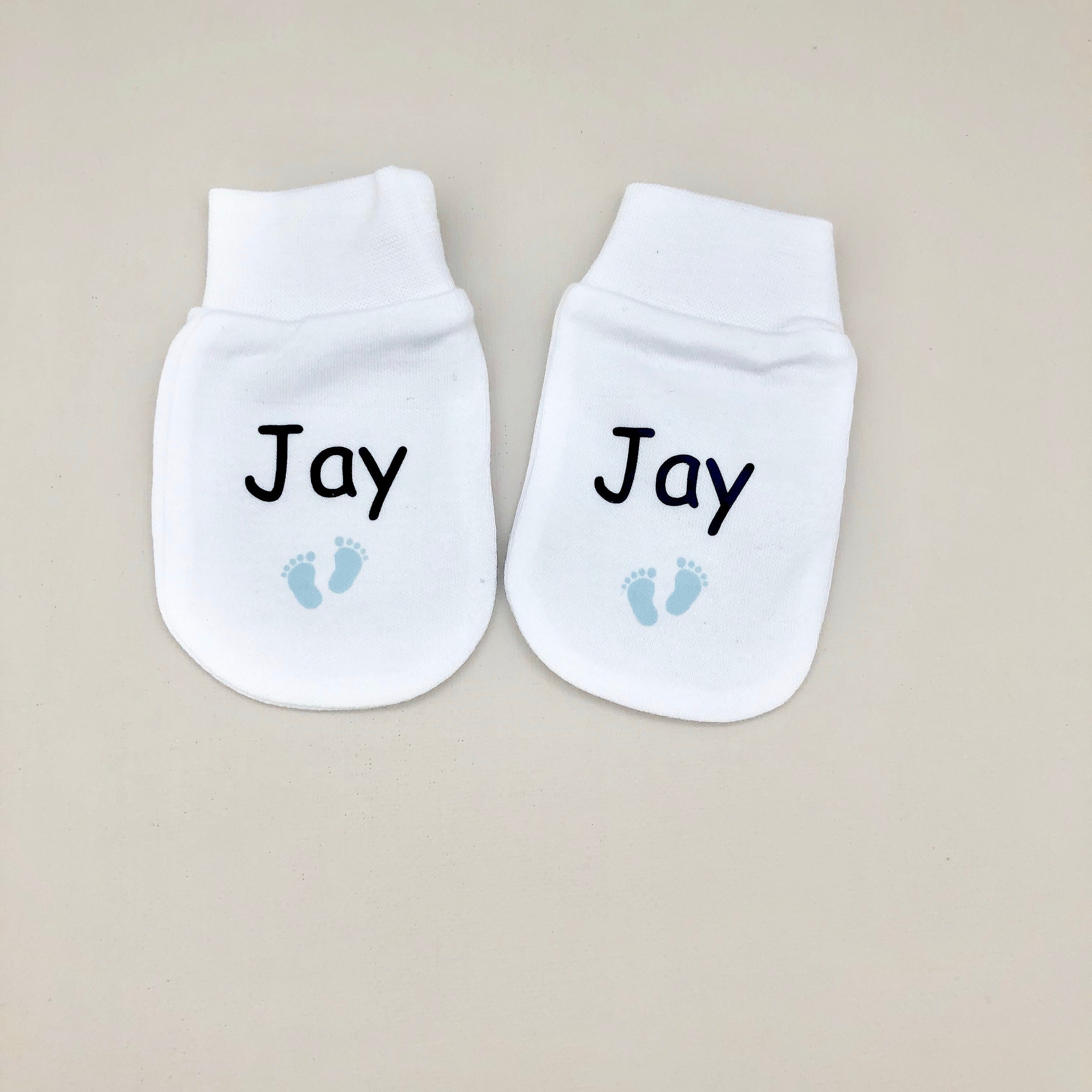 PERSONALISED baby hospital set feet sleepsuit babygrow hat bib & mittens set