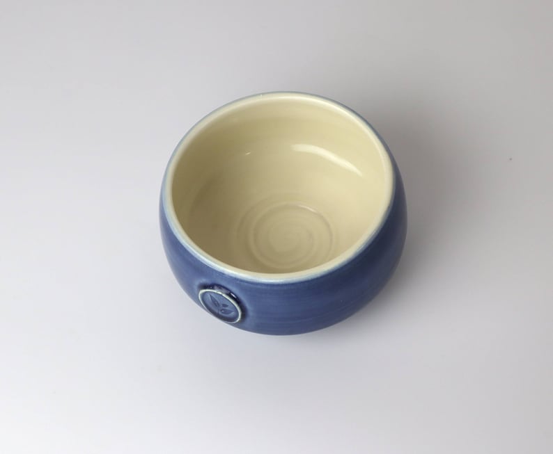 Porcelain matcha bowl Available in green or blue Adorned with a tea leaf stamp Handmade in Canada image 6