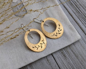 Gold Leaves - brass botanical earrings