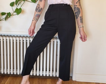 Vintage size 24 Nordstrom black pleated pants / amazing black pleated black lightweight pants size 24 / fitted pleat pants in black size 24