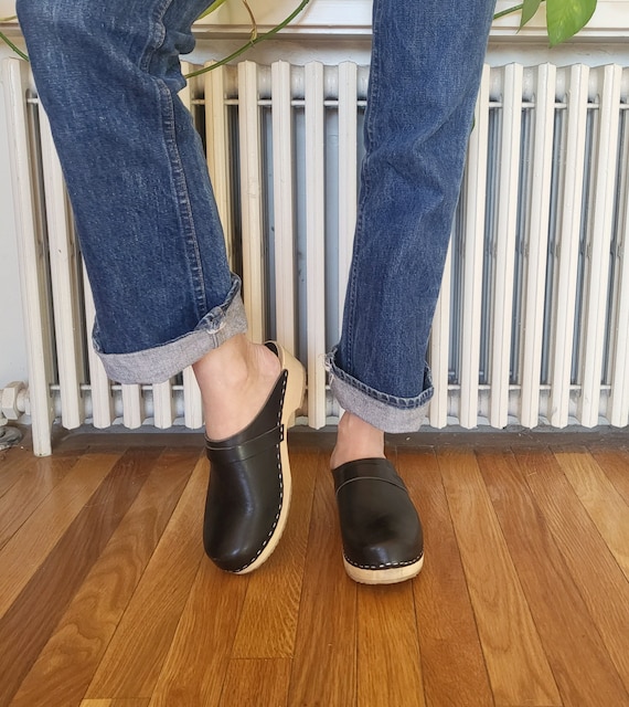 Swedish hasbeens deals black