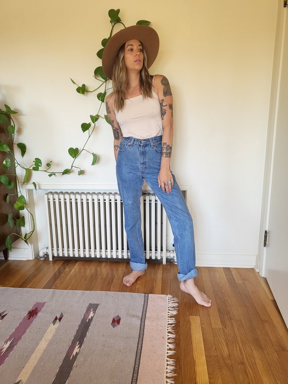Vintage Size 26 Levis 560 Loose Fit Straight Leg Marked Size 6 - Etsy Australia Vintage Size 26 Levis 560 Loose Fit Straight Leg Marked Size 6 - Etsy Australia