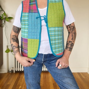 Vintage handmade quilt blanket vest / vintage quilt blanket handmade vest layering top / green plaid quilt layering vest top with tie image 3