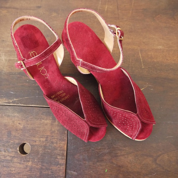 Perfect Size 6 Connie Soft Wedge Strappy Shoes / Platform Connie Shoes / Red Connie Shoes / Red Connie Clogs / Leather Connie Mules Slides