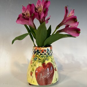 Flower vase