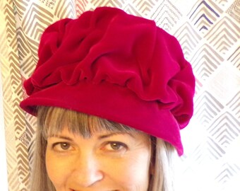 RICH BERRY PINK velvet jonquil 1960's hat 60's