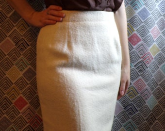 SUSAN BRISTOL ivory boucle PENCIL skirt classic wardrobe staple S (F2)