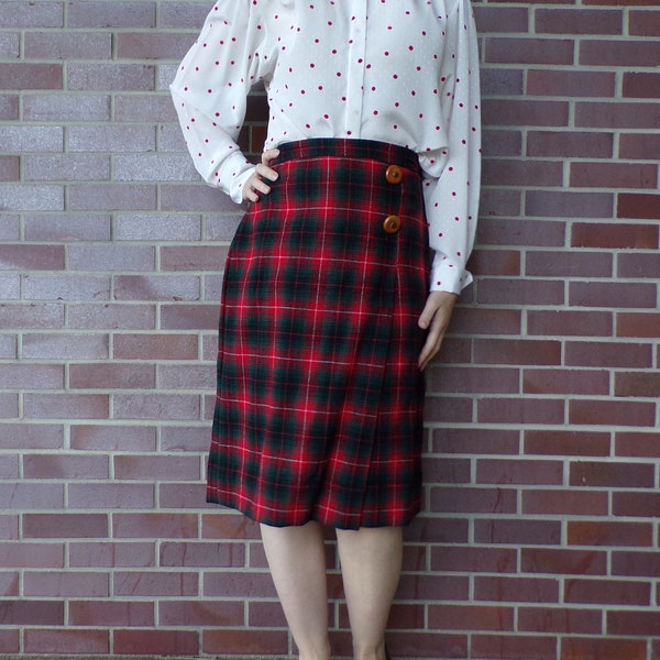 RED TARTAN PLAID vintage wool skirt big buttons M (J8)