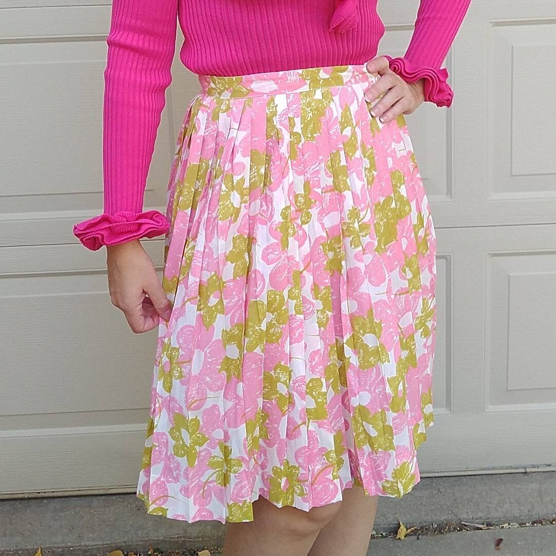Pink and green pleated skirt Clearance