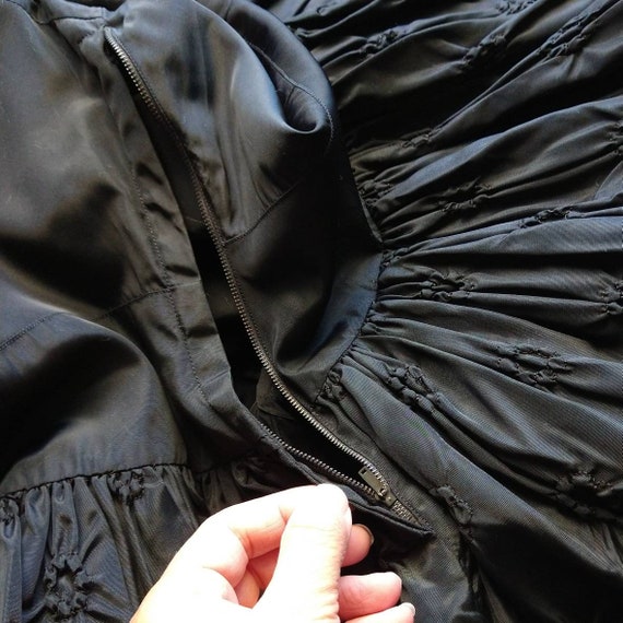 1950's BLACK TAFFETA GOWN 50's maxi dress M (N6) - image 8