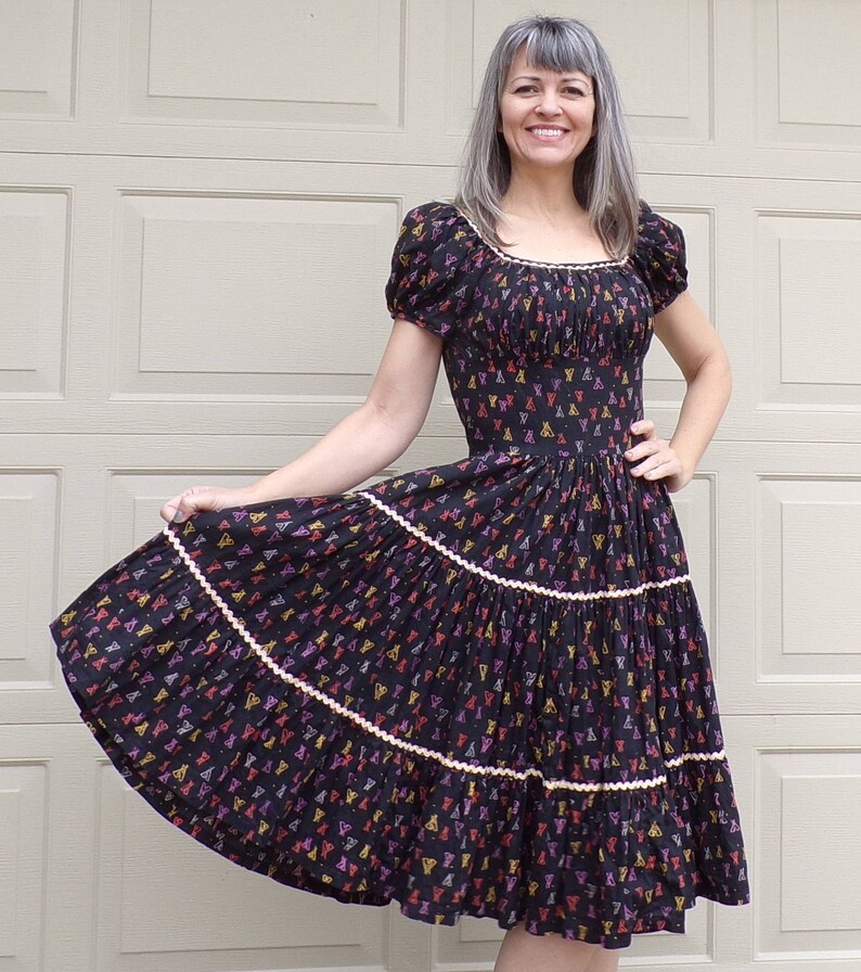 Tipi Novelty Print Vintage Patio Dress Tee Tiered Circle Image 0