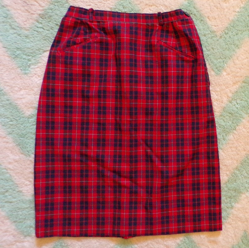 RED and NAVY PLAID pencil skirt 1950's 1960's preppy xs D9 image 1