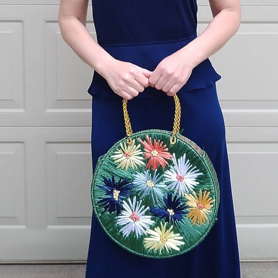 ROUND RAFFIA PURSE 1960s bag 60s handbag