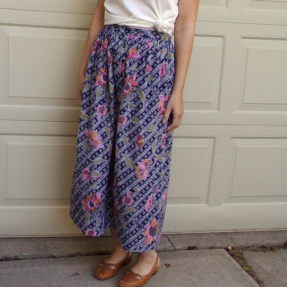 BATIK PRINT maxi SKIRT vintage cotton S (G8) - image 6