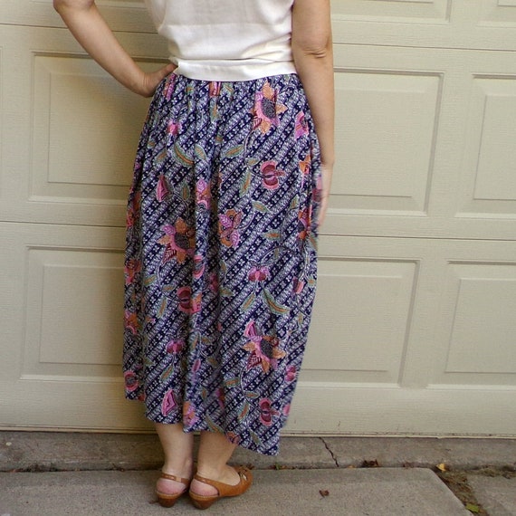 BATIK PRINT maxi SKIRT vintage cotton S (G8) - image 7