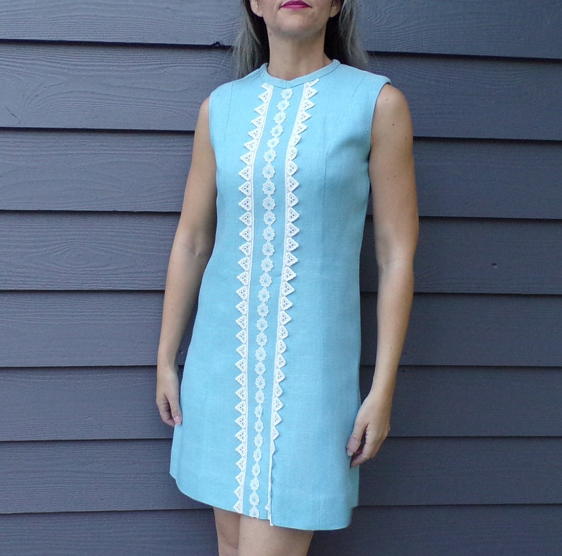 mod shift dress