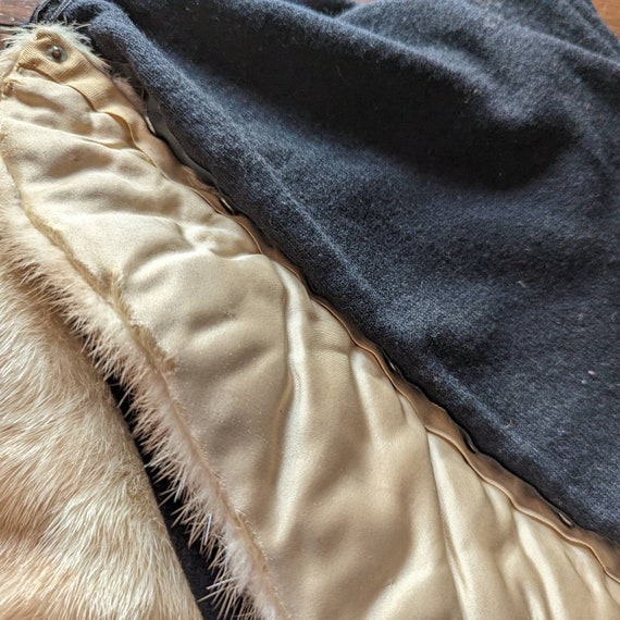BLACK CASHMERE CARDIGAN sweater with fur collar S… - image 9