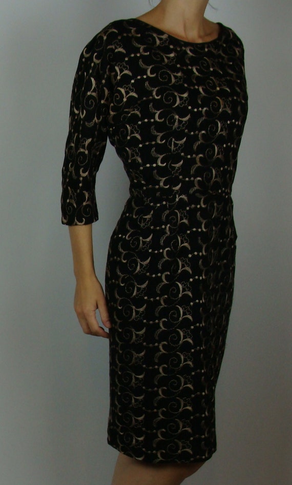 BLACK embroidered WIGGLE DRESS 1960's sheath 60's… - image 2