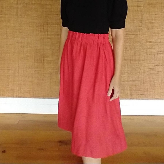 RED MIDI SKIRT 1980's vintage with pockets S M (G… - image 1