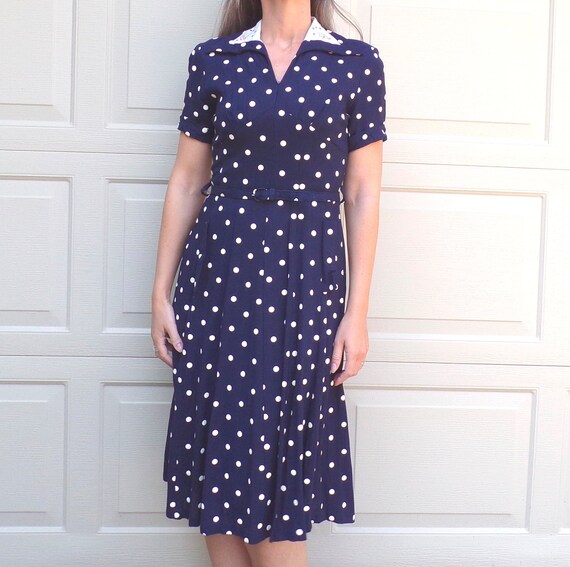 1940's 1950's NAVY POLKA DOT dress with belt (F1)