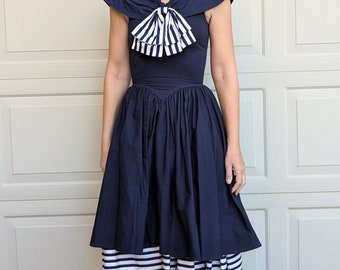 1980's does 1950's NAUTICAL BASQUE waist DRESS xs (03)