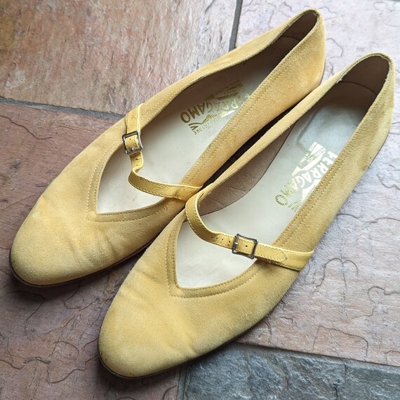 Ferragamo suede deals flats