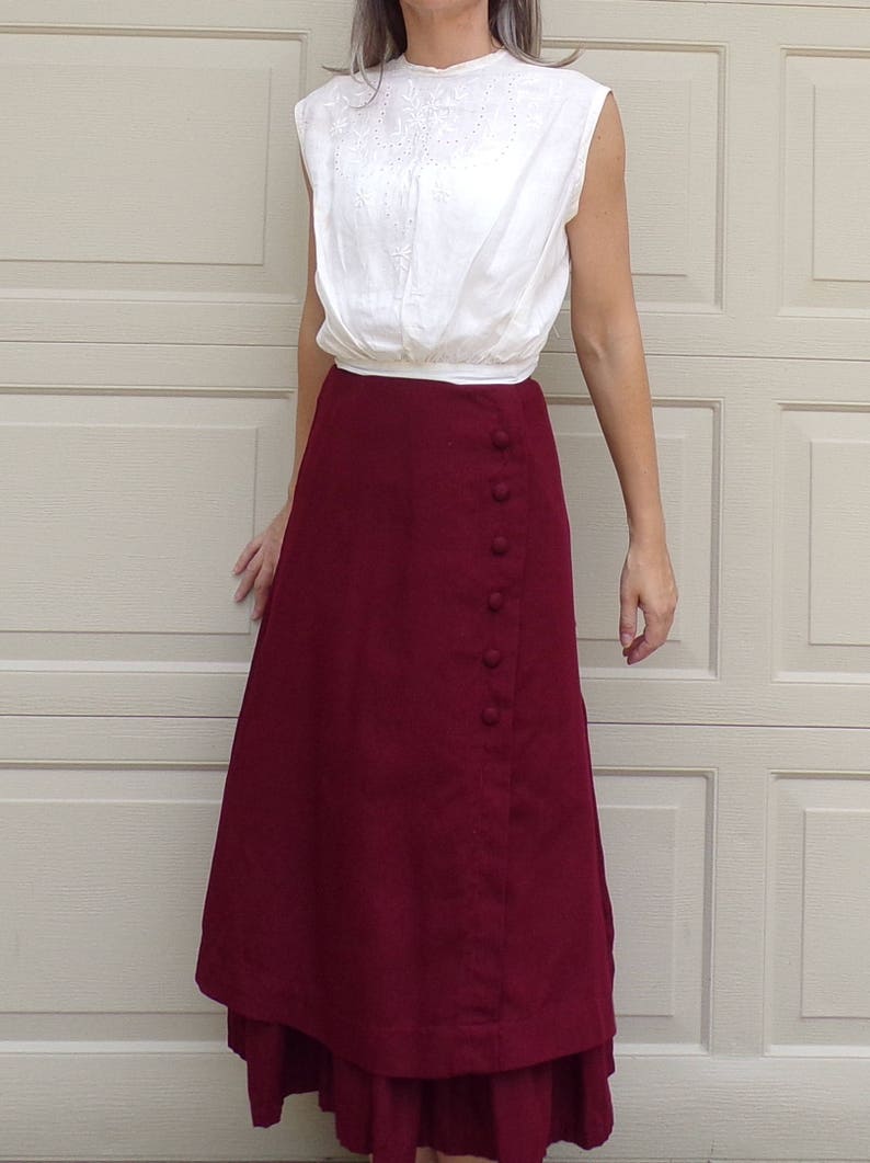 WHITE EDWARDIAN BLOUSE layering sleeveless back button xs S H2