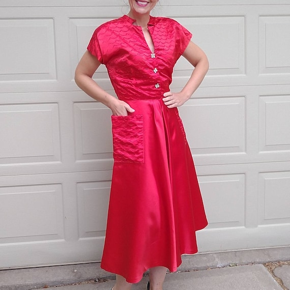 RED SATIN 40's 50's DRESS stunning S M (B5) - image 2