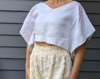 CROPPED POPOVER TOP vintage antique tablecloth S M (O4)