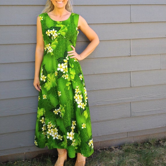 Vintage 1960s Hawaiian Barkcloth Print Maxi Dress