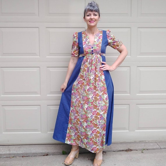 Vintage 70s boho dress 70s paisley print dress vintage 70s poly dress 70s floral dress purple roses CarnivalofFashion