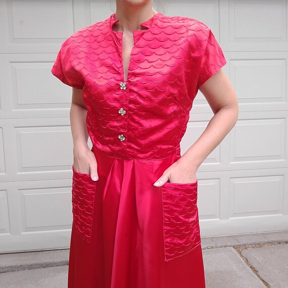 RED SATIN 40's 50's DRESS stunning S M (B5) - image 5