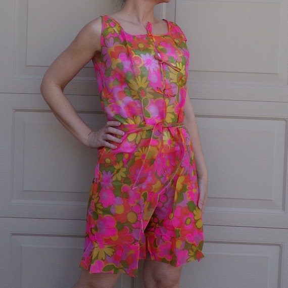 1960's FLORAL PAPER ROMPER dress shorts 60's S (E6