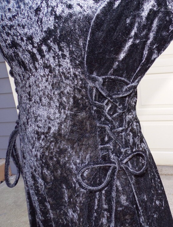 BLACK PANNE VELVET 1990s 90s fit and flare dress … - image 8