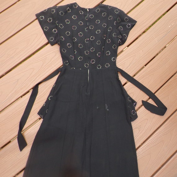 1940's KEYHOLE PEPLUM DRESS 40's xs 24 waist (F4) - image 9