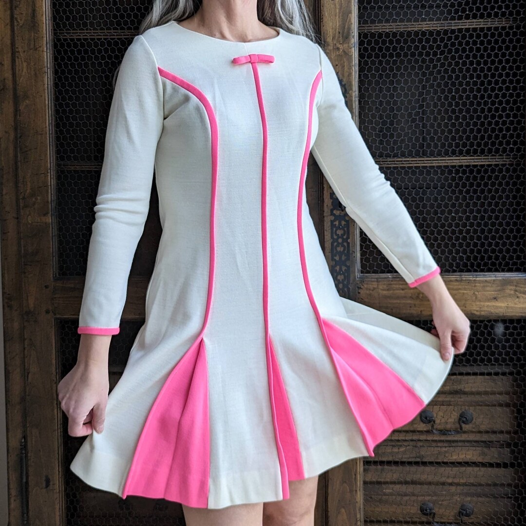 1960's FIT N FLARE Knit DRESS 60's S E2 - Etsy image.