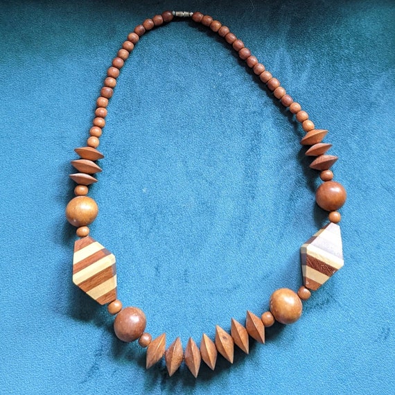 1980's WOODEN BEAD NECKLACE 80's