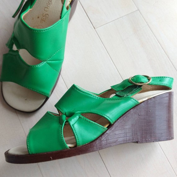 Green wedge sandals deals
