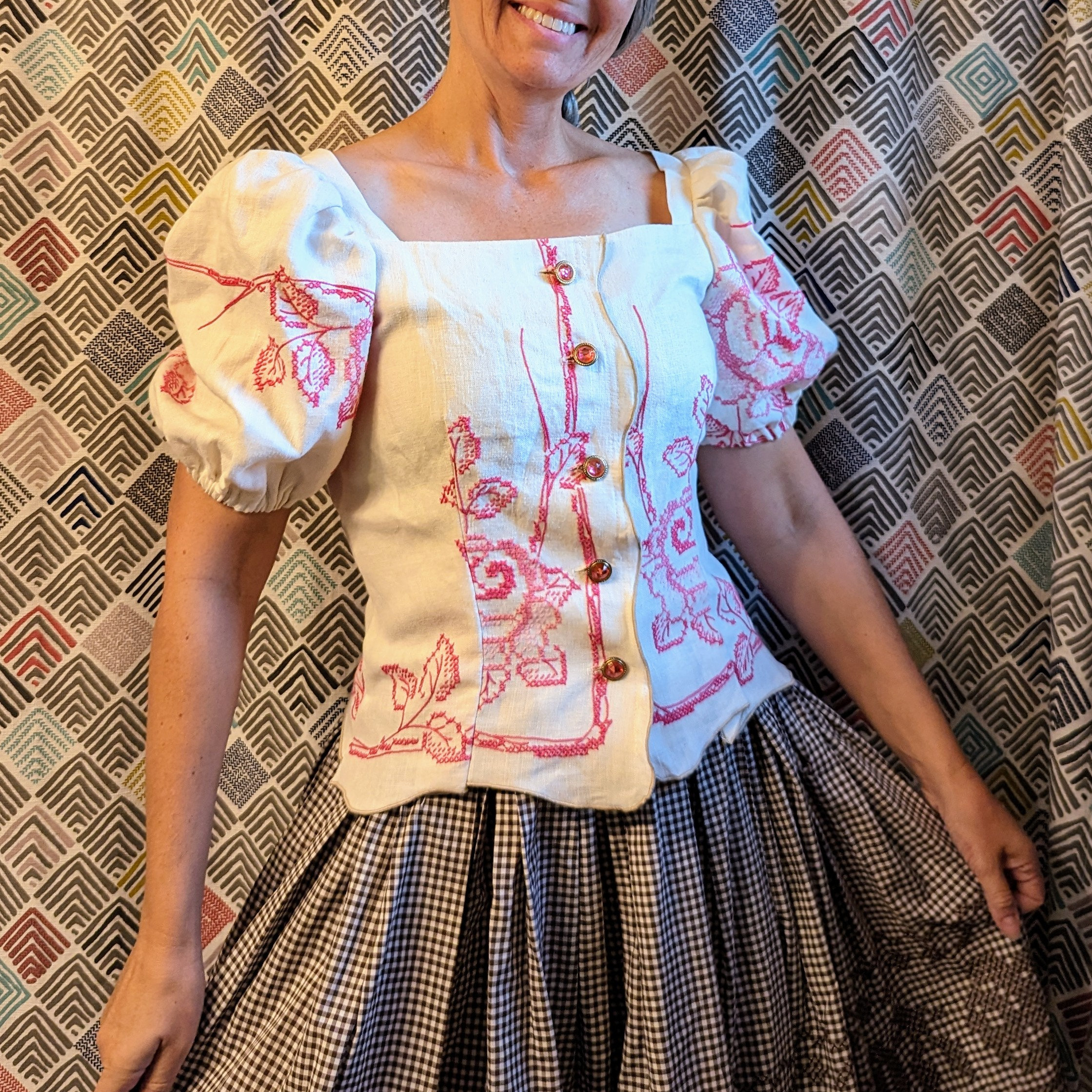 Puffed Sleeves BLOUSE Made From a VINTAGE TABLECLOTH S (J8
