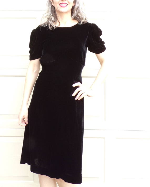 BLACK SILK VELVET 1930s 30s dress S (F2) - image 1